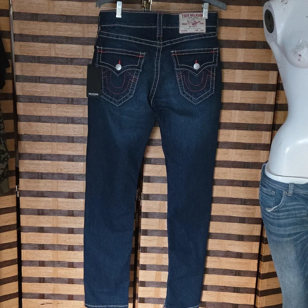 NWT! True Religion GENO Relaxed Slim